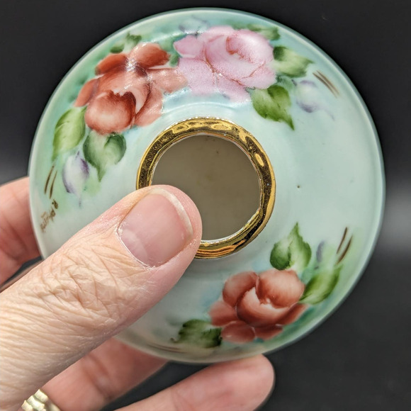 Vintage Porcelain Hand Painted Red And Pink Roses Candlestick Holders Signed - Picture 11 of 16